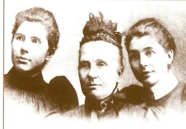 Mrs Eliza Saunders with her daughters